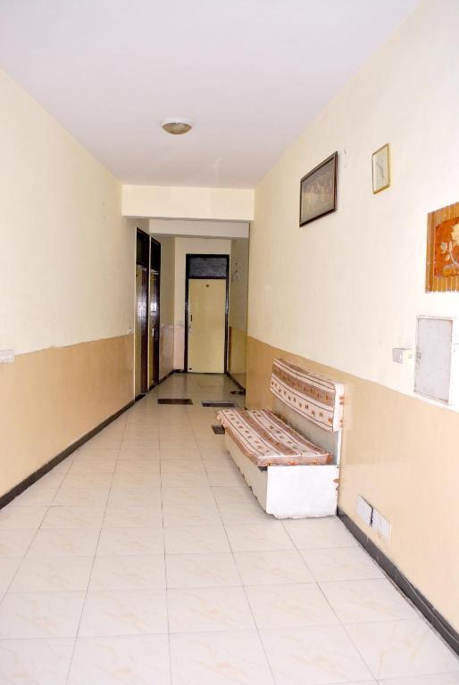 Hotel Viren Plaza Агра Екстериор снимка