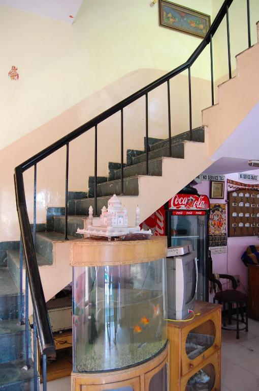 Hotel Viren Plaza Агра Екстериор снимка