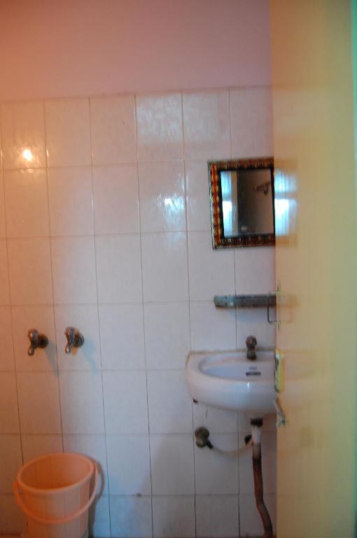 Hotel Viren Plaza Агра Екстериор снимка
