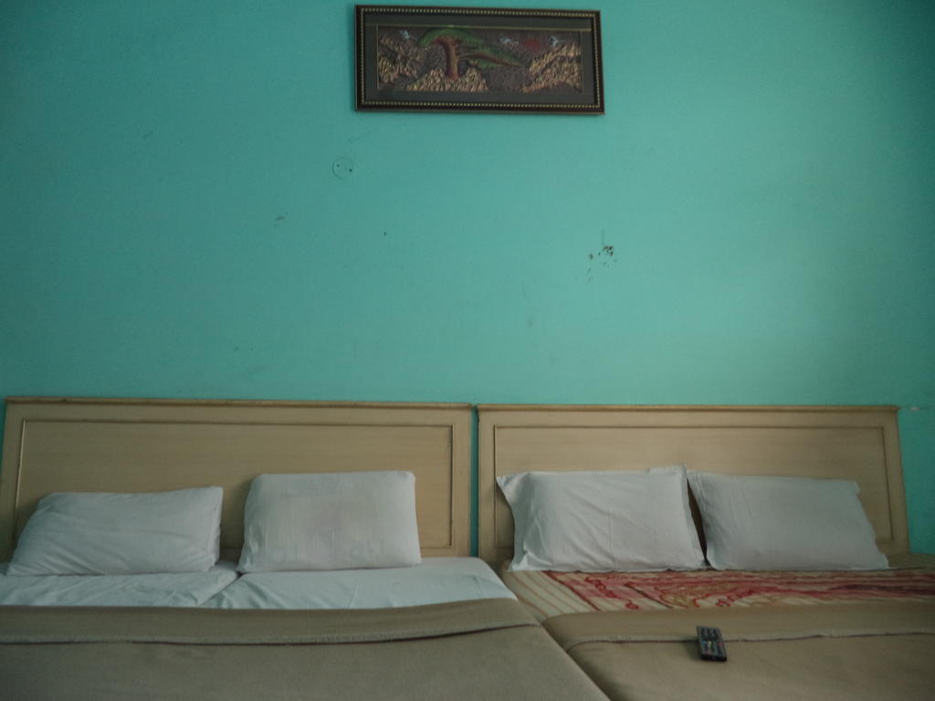 Hotel Viren Plaza Агра Екстериор снимка